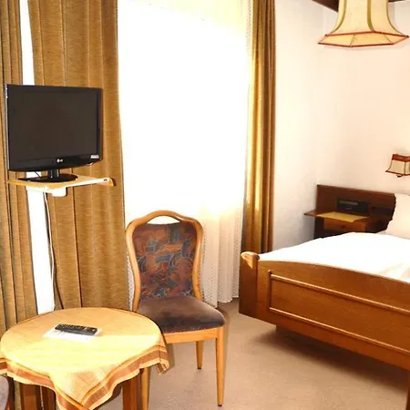 Wiesengrund Hotel